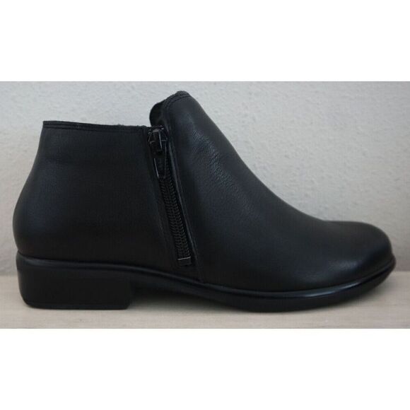 Naot Women's Sz 40 US 9 Water Resistant Black Leather Helm Ankle Booties - Picture 7 of 13